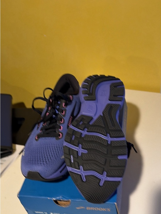 Brooks Purple Ghost 15 Women's Running Shoes - Picture 2 of 4